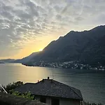 Le Allegre Comari Di Nesso, Casa E Benessere בית נופש *
