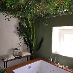 Le Allegre Comari Di Nesso, Casa E Benessere בית נופש *