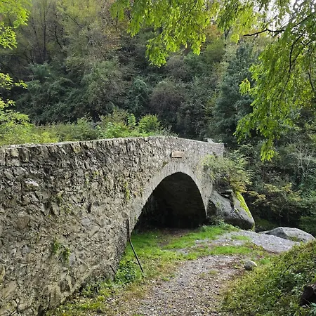Semesterbostad Le Allegre Comari Di Nesso, Casa E Benessere