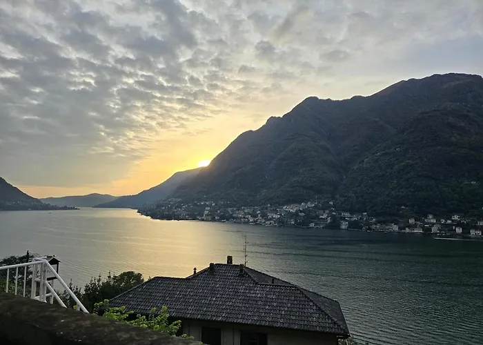 Le Allegre Comari Di Nesso, Casa E Benessere בית נופש *