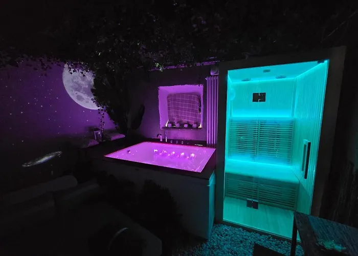 Le Allegre Comari Di Nesso, Casa E Benessere נסו