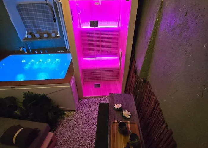 בית נופש Le Allegre Comari Di Nesso, Casa E Benessere *