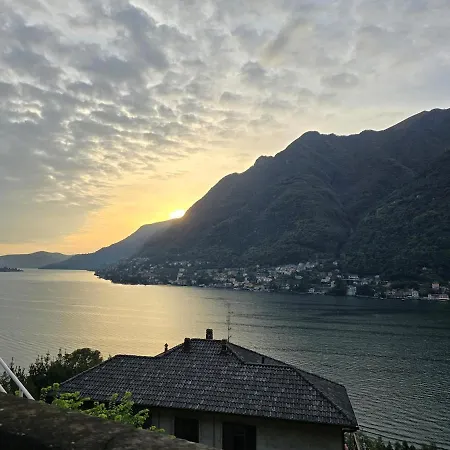 Le Allegre Comari Di Nesso, Casa E Benessere Holiday home *