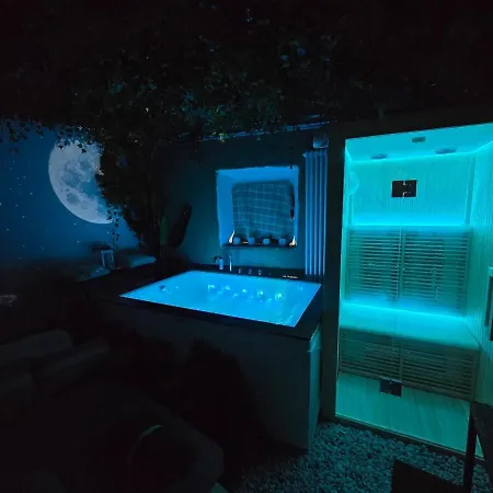 Holiday home Le Allegre Comari Di Nesso, Casa E Benessere Nesso