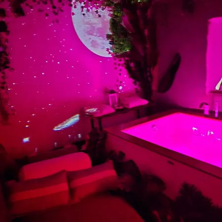 Holiday home Le Allegre Comari Di Nesso, Casa E Benessere Nesso