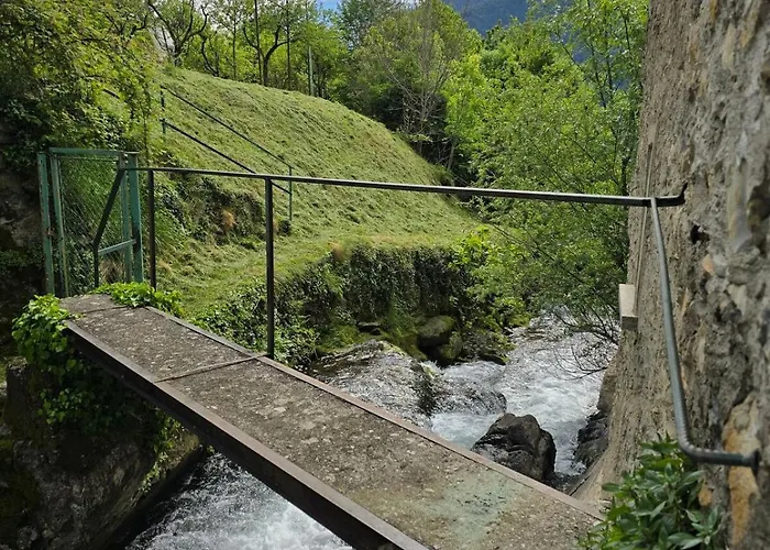 بيت للعطل Le Allegre Comari Di Nesso, Casa E Benessere *