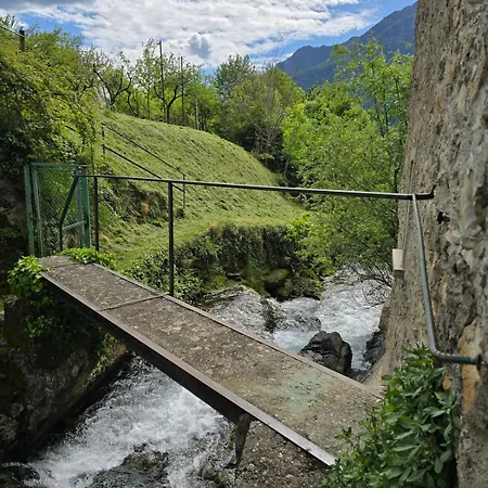 بيت للعطل Le Allegre Comari Di Nesso, Casa E Benessere *