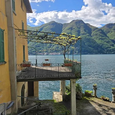 Le Allegre Comari Di Nesso, Casa E Benessere * نيسّو