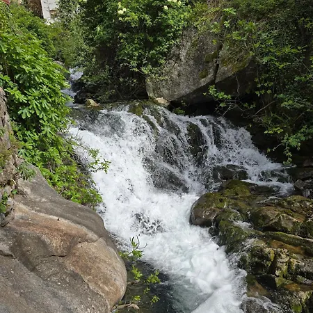 Le Allegre Comari Di Nesso, Casa E Benessere نيسّو